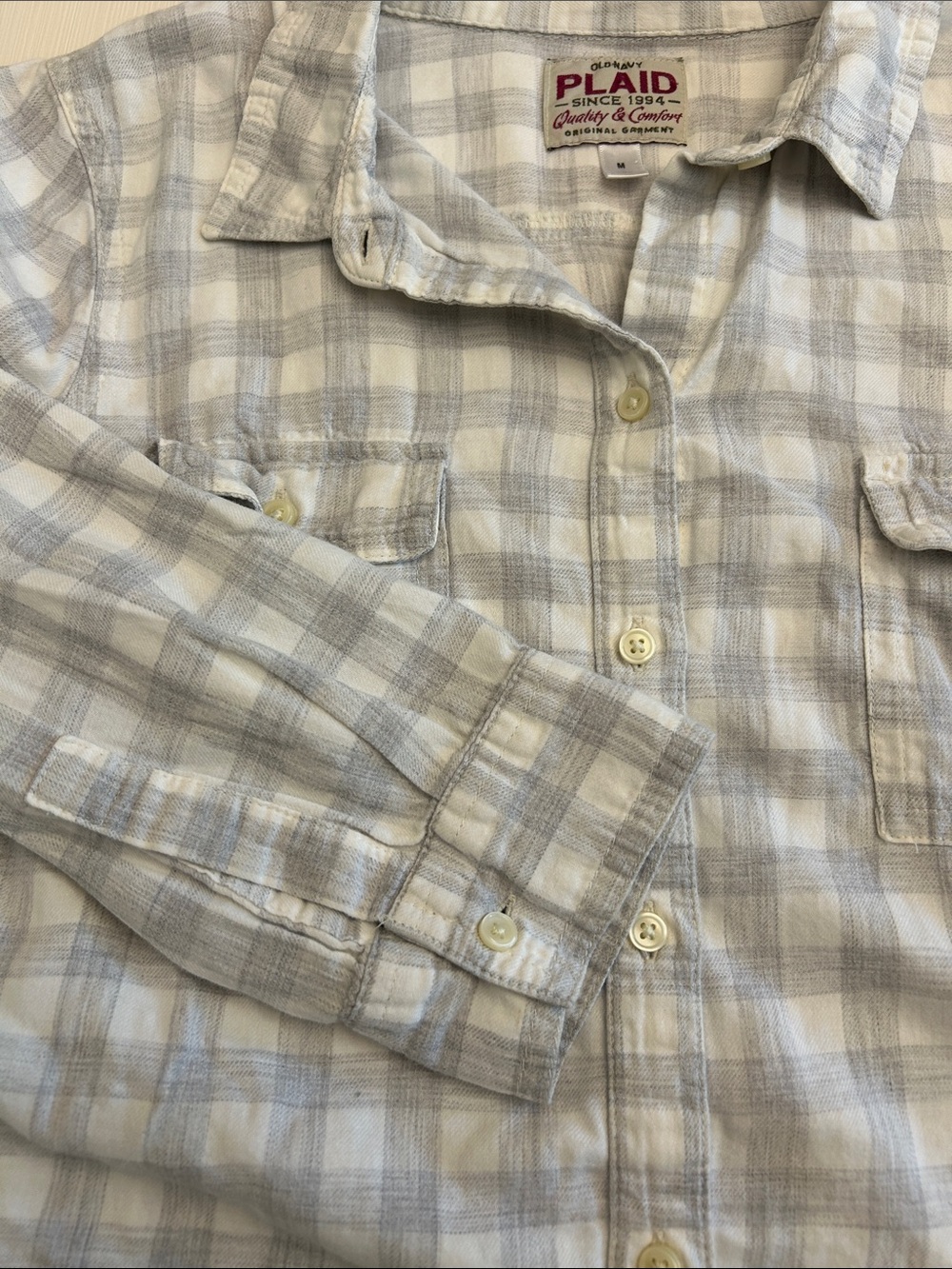 Old Navy Plaid Button-Up in Grey and White plaid - Picture 8 of 8